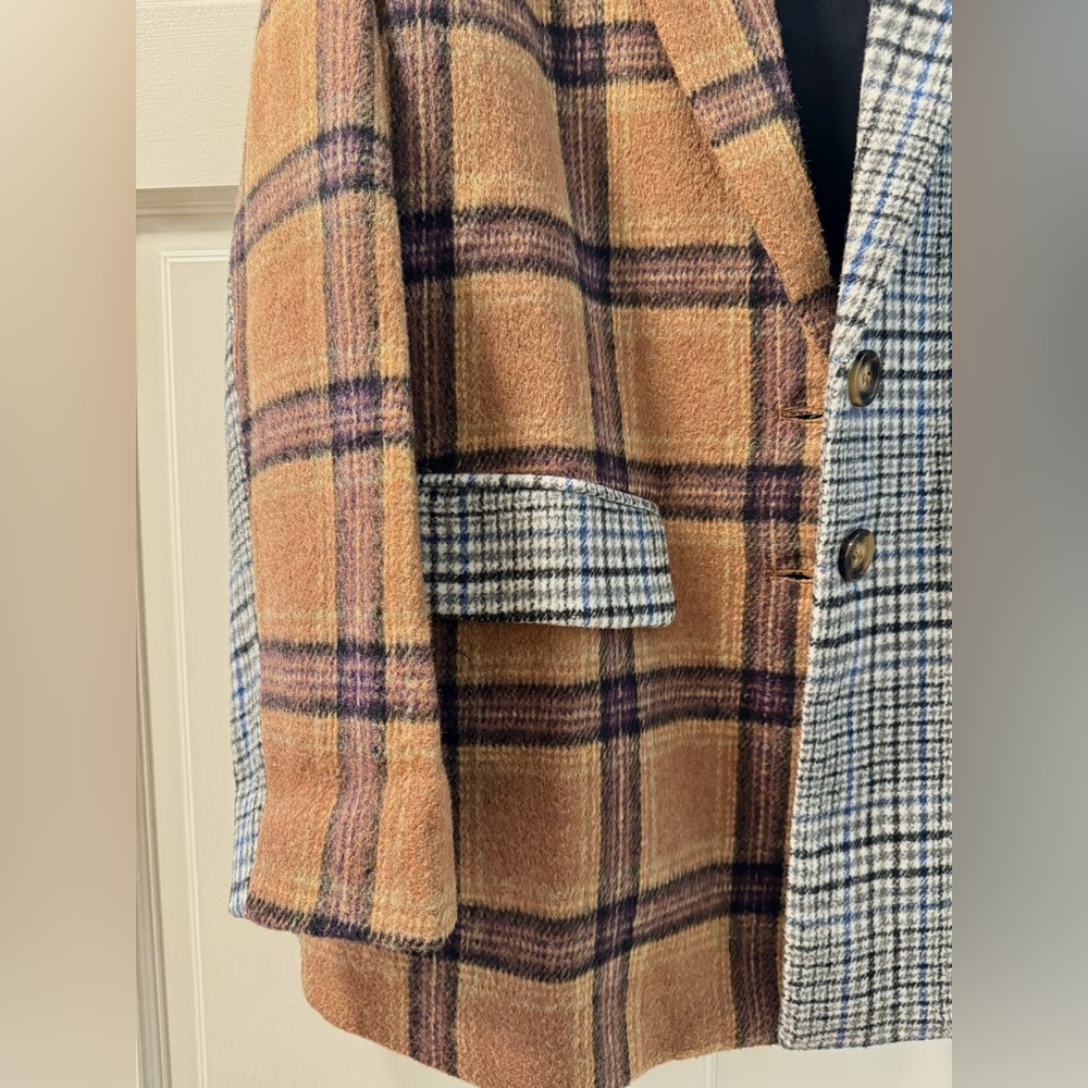 “Shift” Oversized Wool Blazer Jacket Two-Toned Co… - image 5